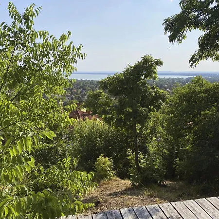 Nadtetos Haz Sajat Kilatoval Holiday home *